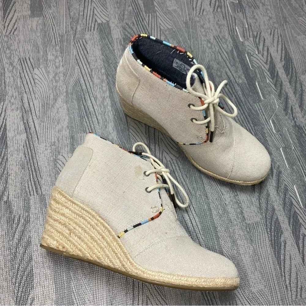 TOMS Desert Wedge Whisper Burlap Suede Espadrille Booties